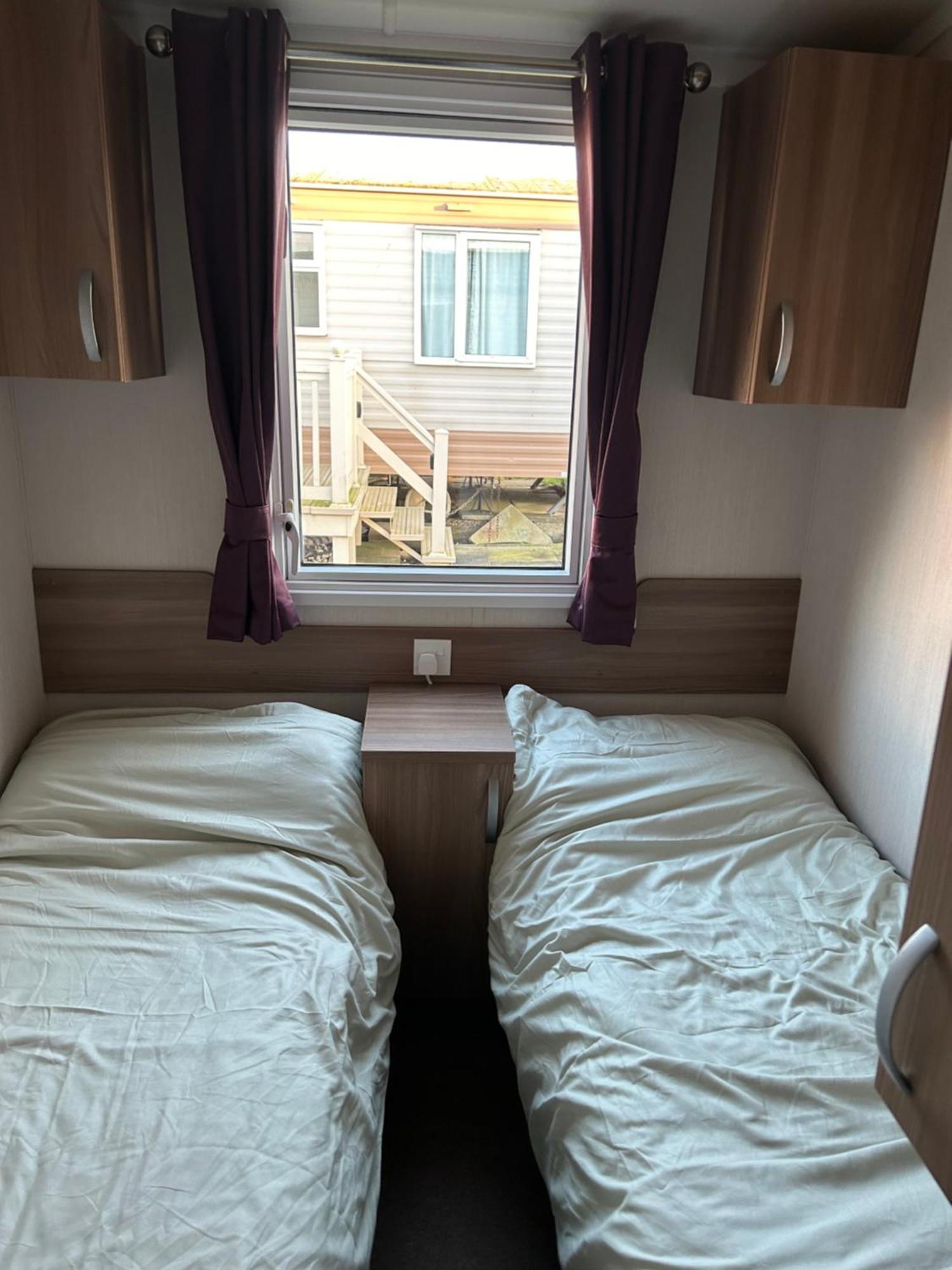 3 Bedroomed Caravan With Amazing Sea Views! Scarborough Ngoại thất bức ảnh